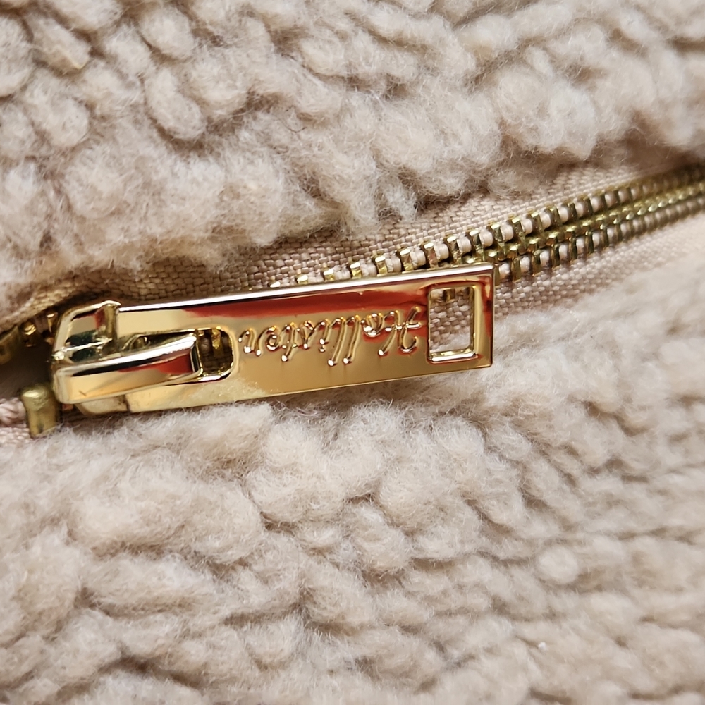 Hollister jacket - Picture 7 of 9